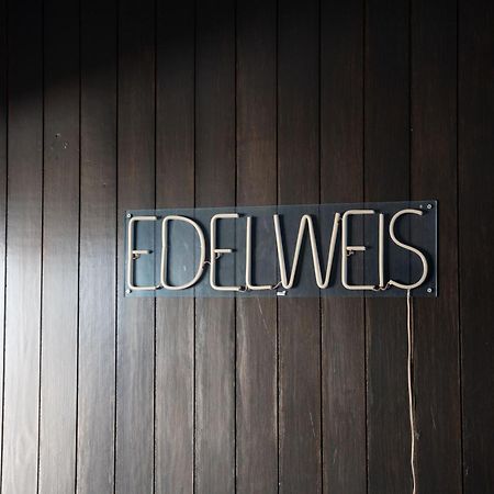 Edelweiss House - Parking Y Wifi Gratis Apartment Sierra Nevada Exterior photo